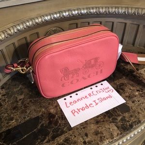 Sold ‼️Coral double zip Coach crossbody 🤗reasonable offers welcome 🤗